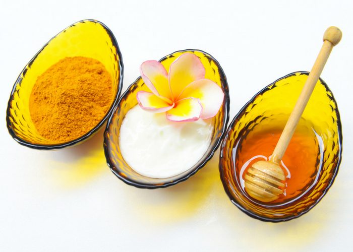 milk, honey and turmeric powder as ingredients for turmeric face mask diy