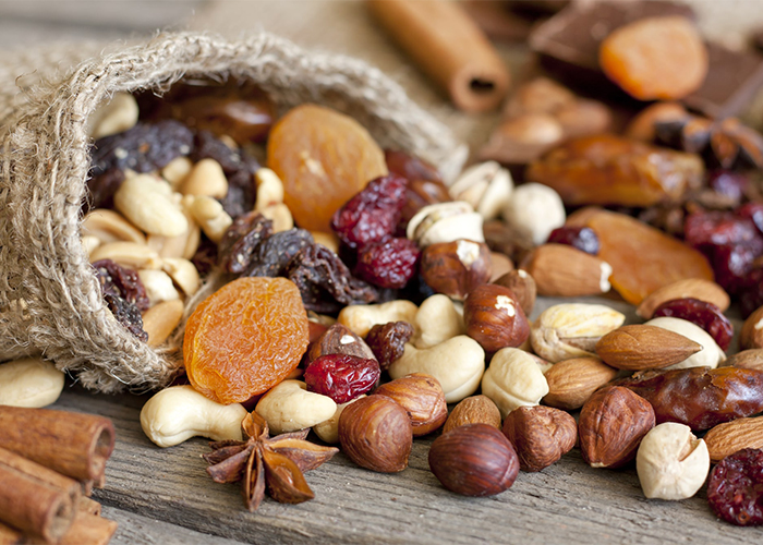 Paleo snacks for weight loss trail mix