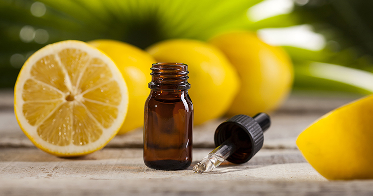 5-ways-to-use-lemon-essential-oil-for-skin-lightening-wellme